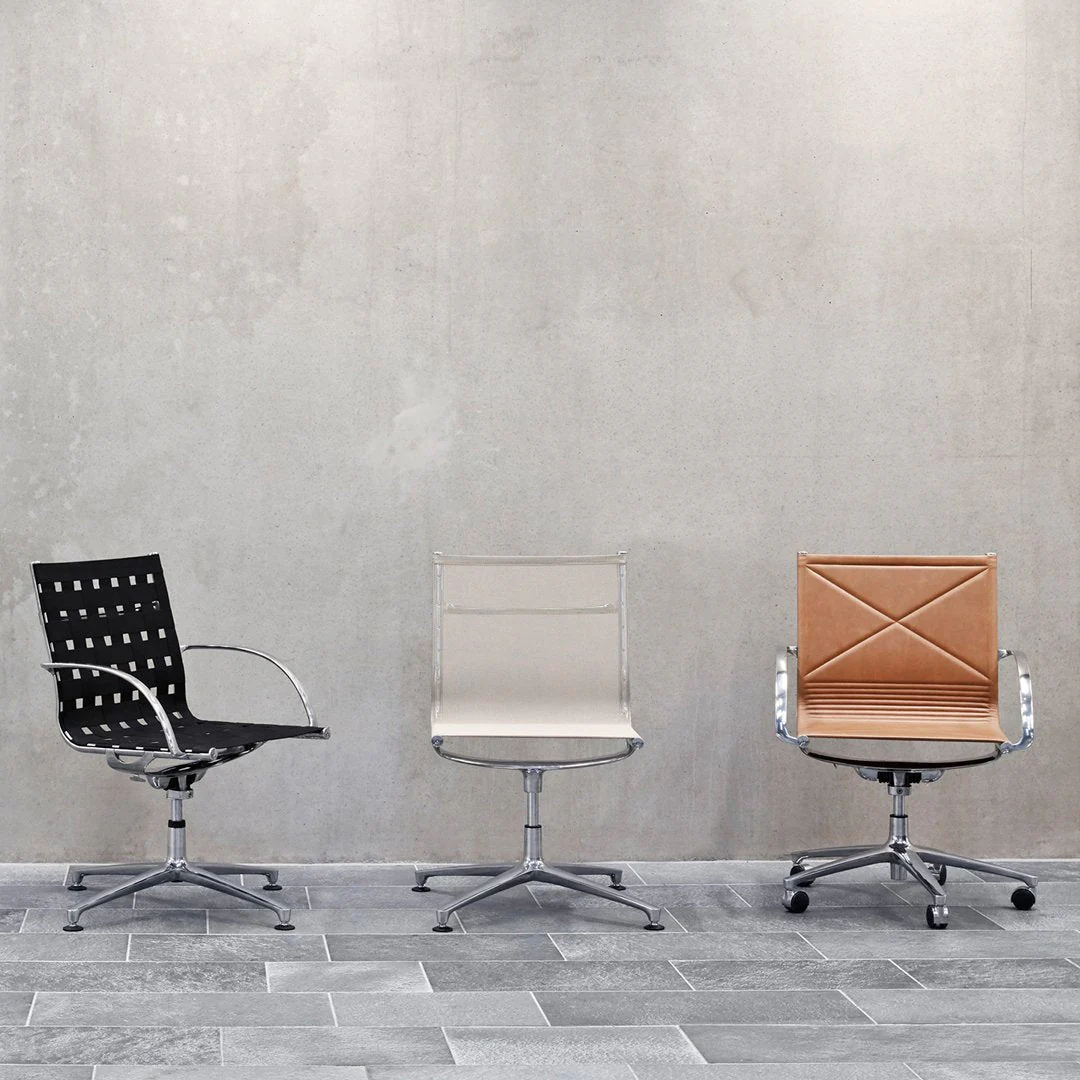 Joint 1211 Armchair - Image 3