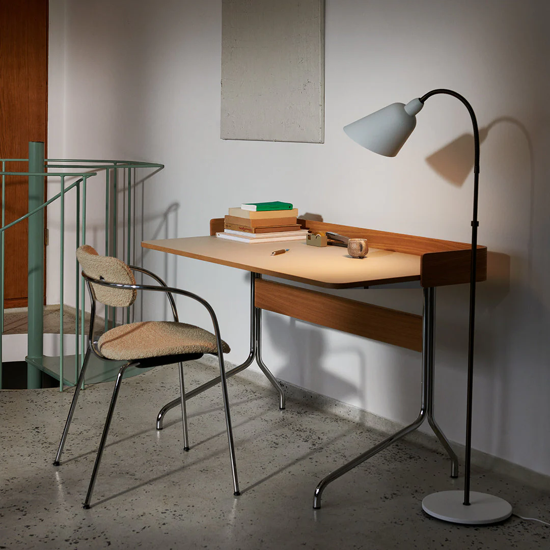 Bellevue AJ7 Floor Lamp - Image 12
