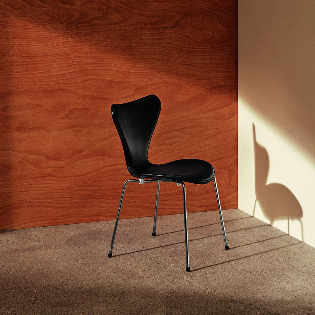 Series 7 Chair 3107 - Colored Ash - Front Upholstered - Image 5
