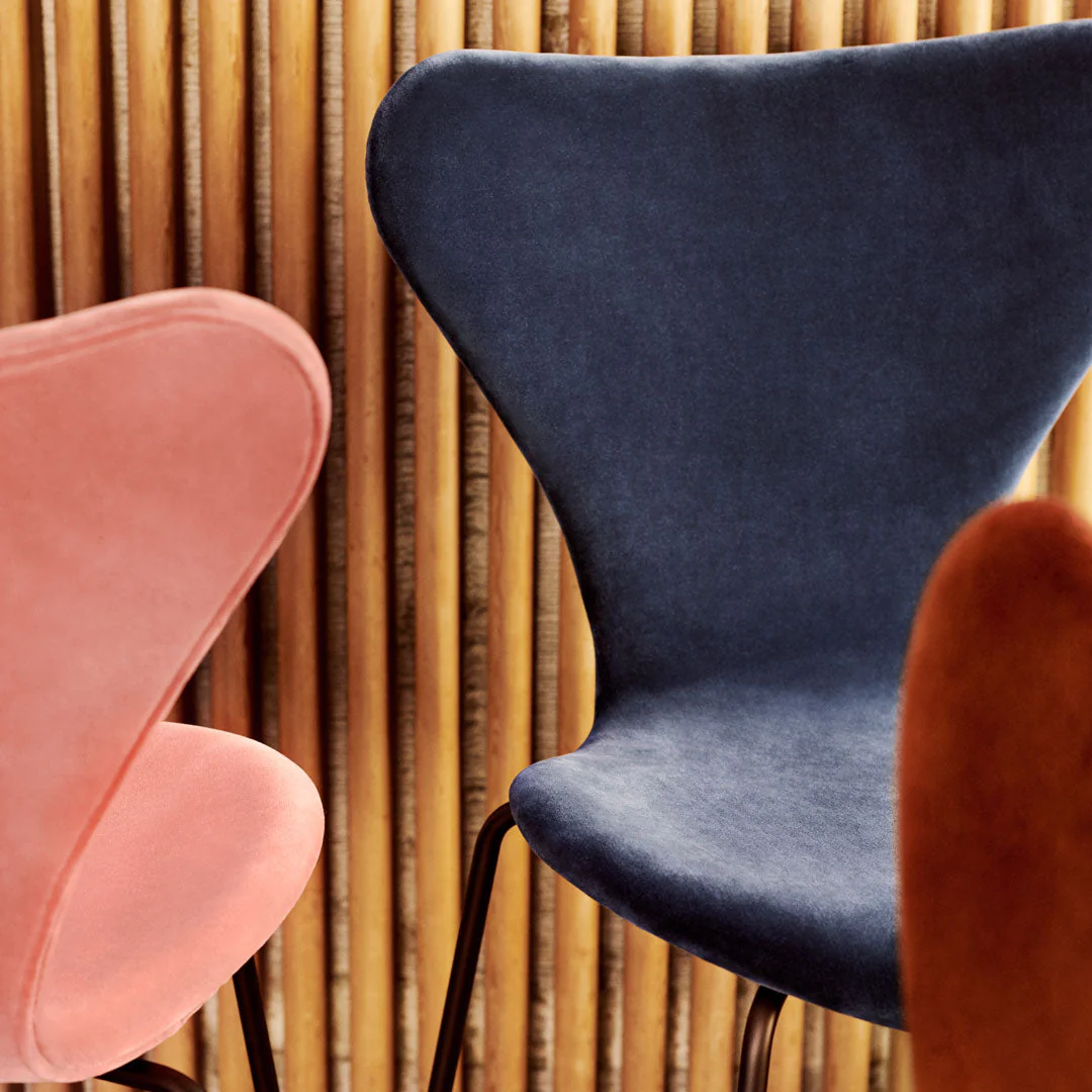 Series 7 Chair 3107 - Fully Upholstered, Velvet - Image 11