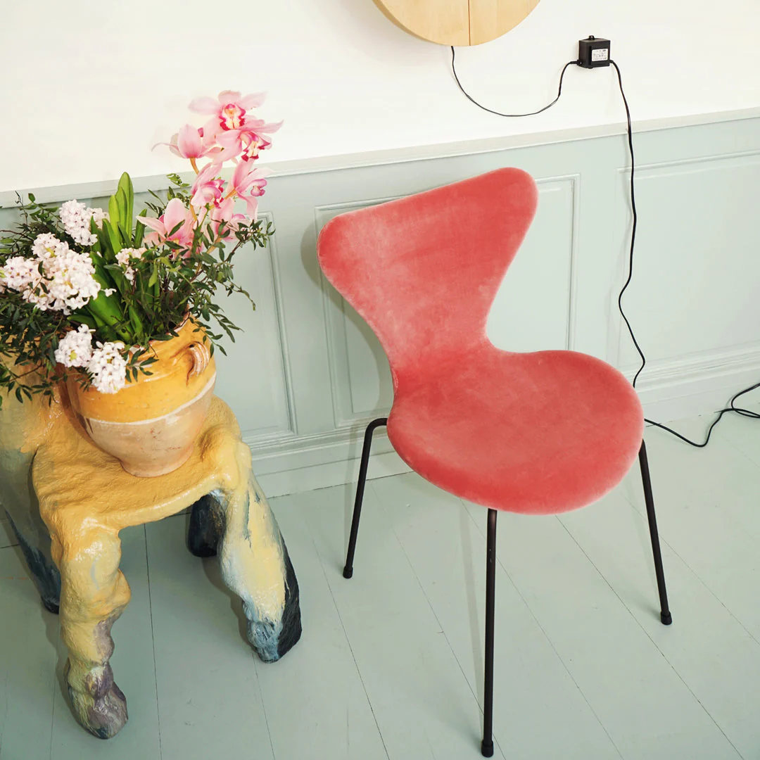 Series 7 Chair 3107 - Fully Upholstered, Velvet - Image 14