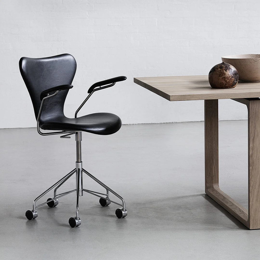 Series 7 Swivel Armchair 3217- Fully Upholstered - Image 4