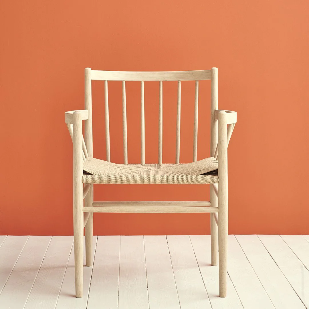 J82 Lounge Chair - Image 5