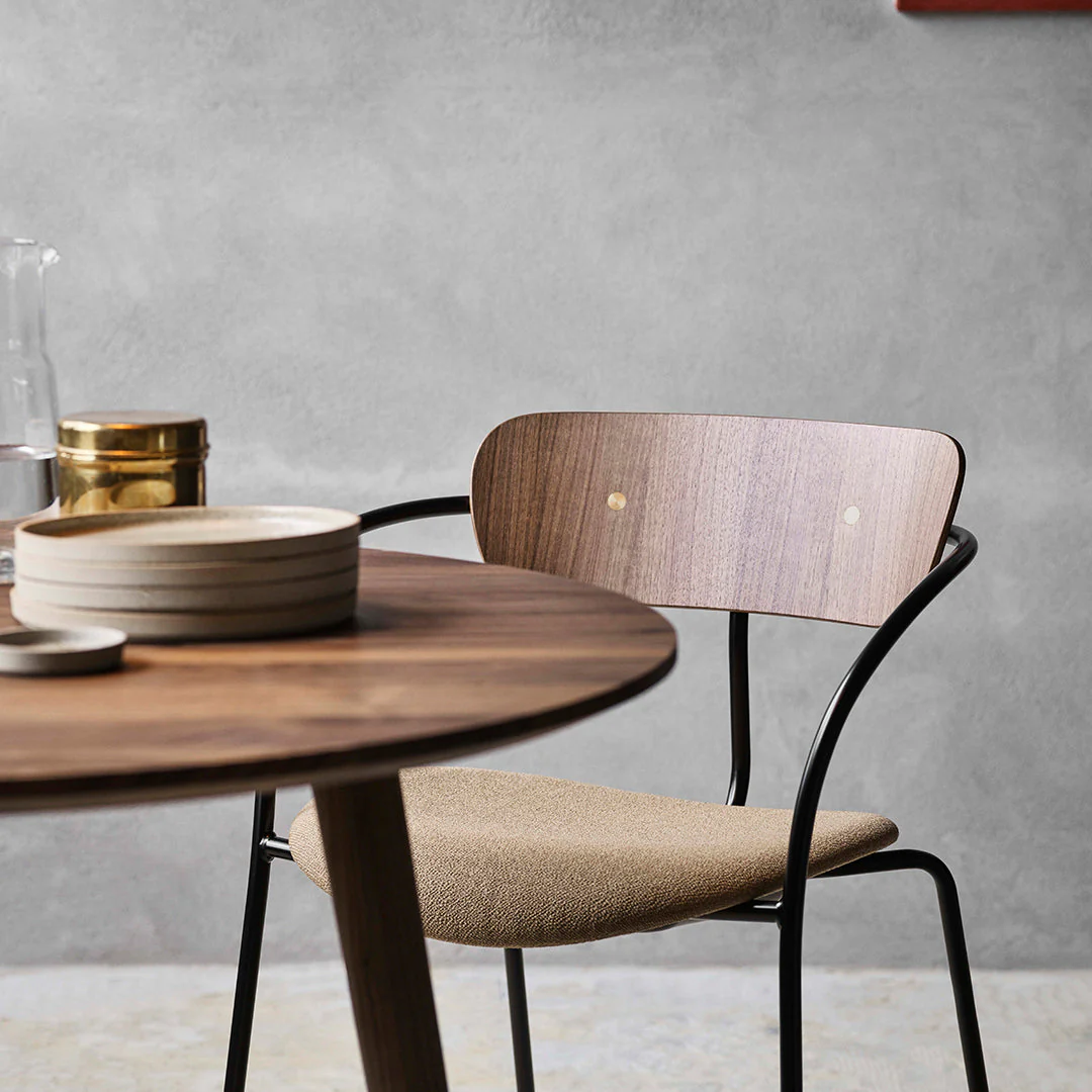 In Between SK3 Dining Table - Image 11