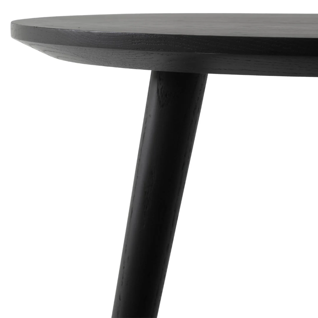 In Between SK3 Dining Table - Image 7