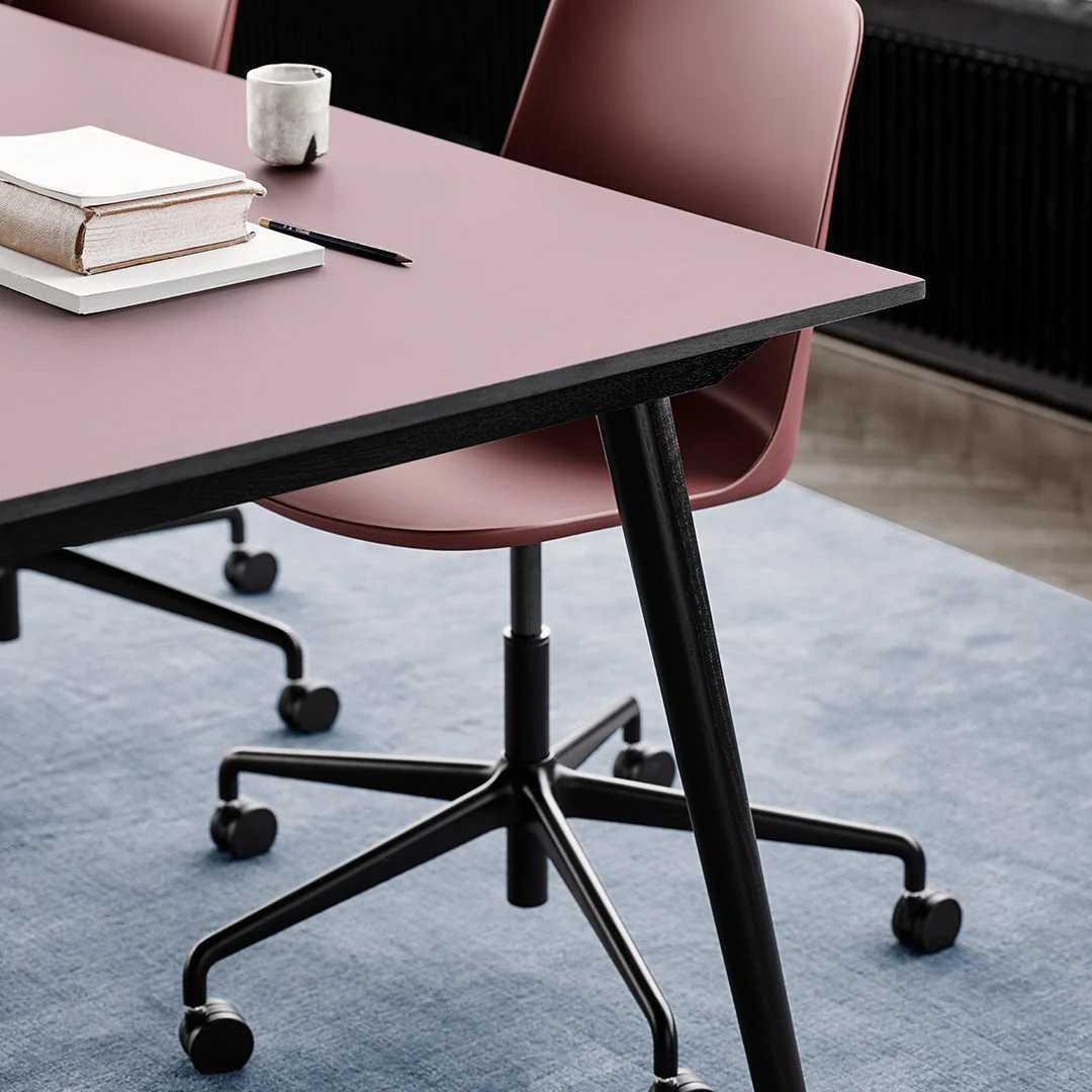 In Between SK6 Dining Table - Image 16