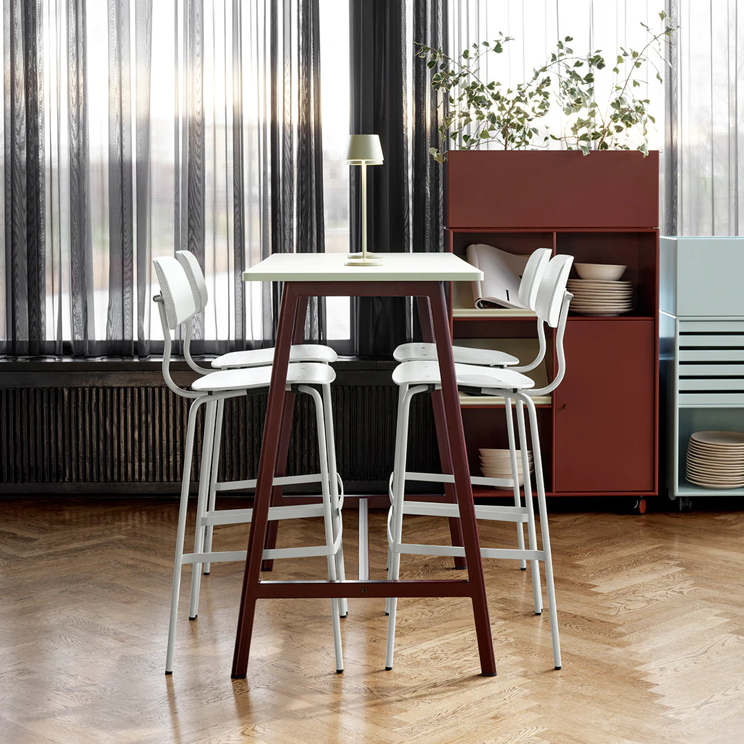 Moser MOG180B Bar Table - Image 5