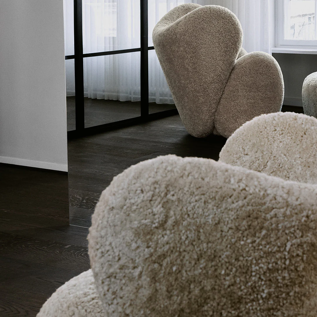 Big Big Lounge Chair - Image 37