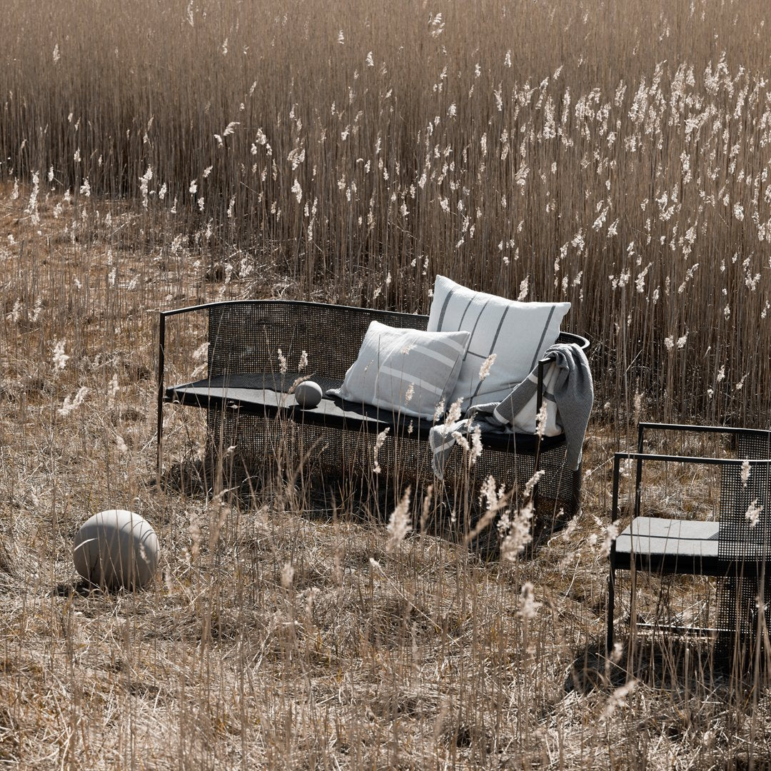 Bauhaus Lounge Bench - Image 3