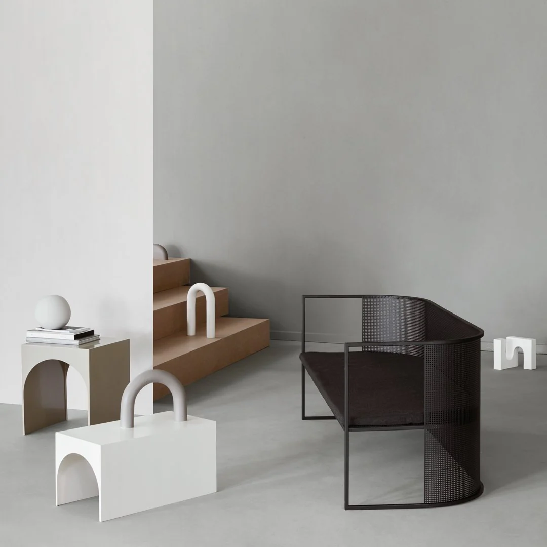 Bauhaus Lounge Bench - Image 4
