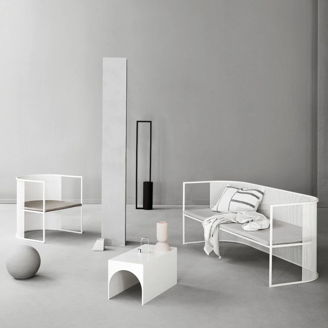 Bauhaus Lounge Bench - Image 5