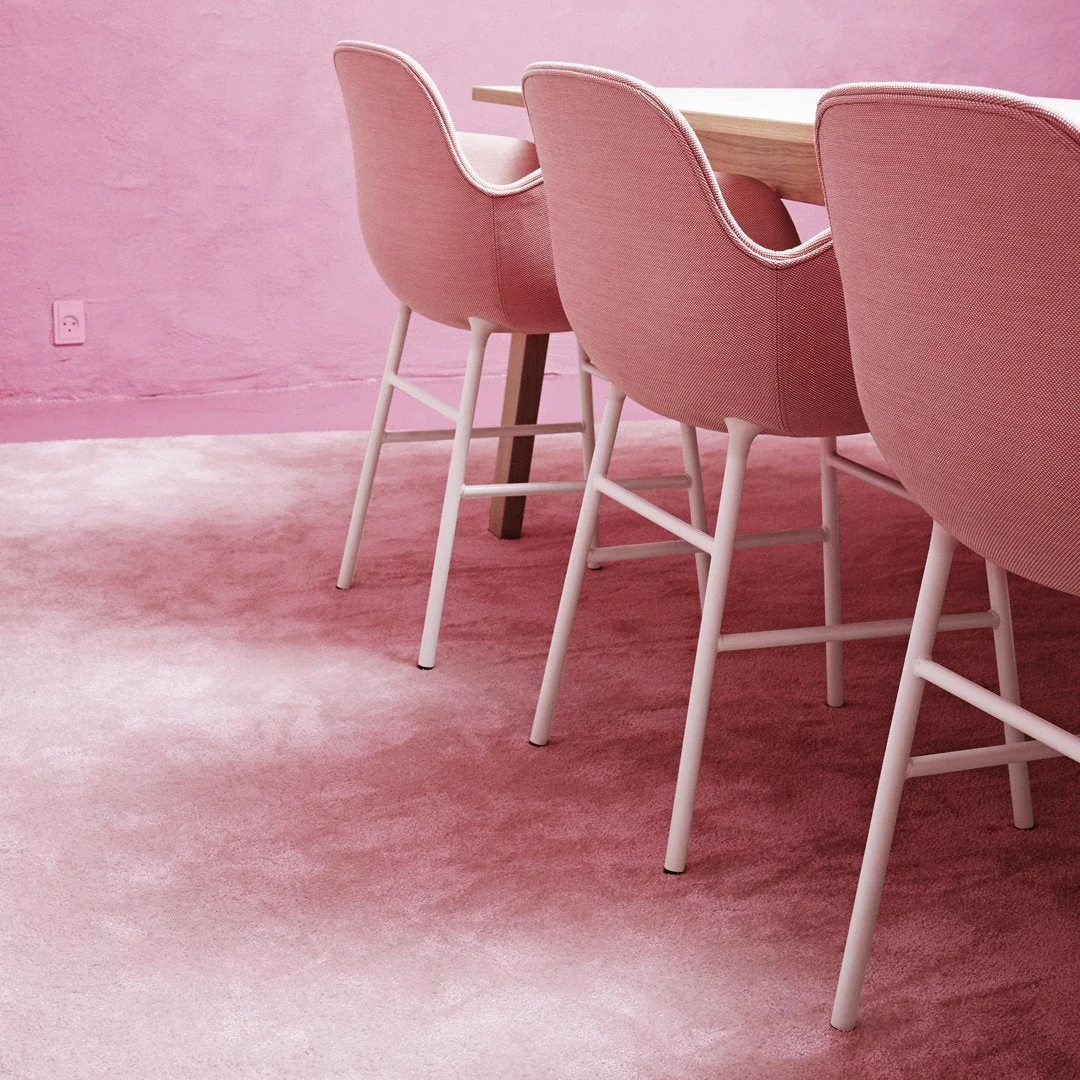 Form Armchair - Metal Legs - Upholstered - Image 19