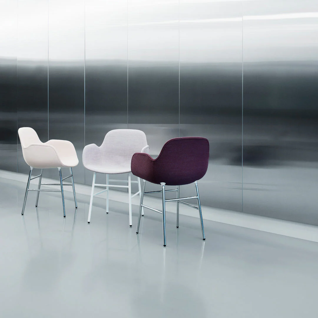 Form Armchair - Metal Legs - Upholstered - Image 39