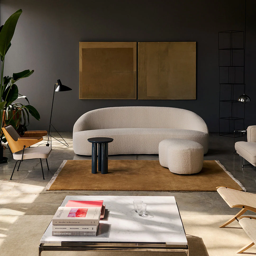 Margas LC4 Three-Seater Sofa - Image 4