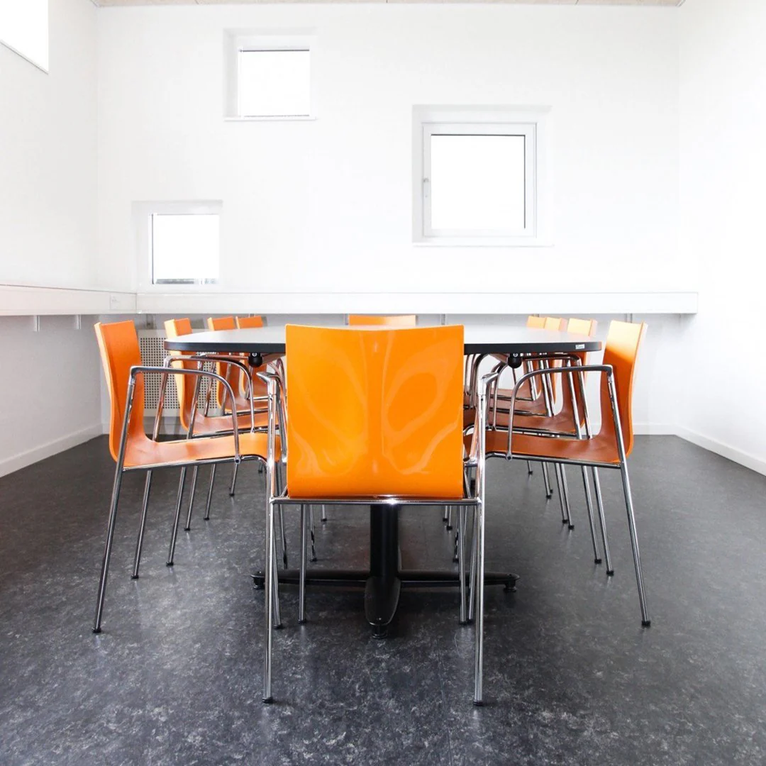 Chairik 109 Armchair - Image 3