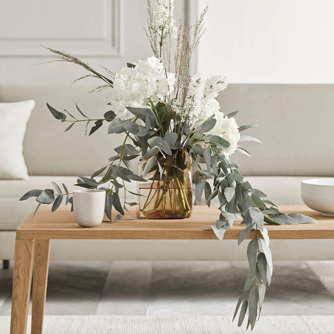 Graceful Coffee Table - Image 13