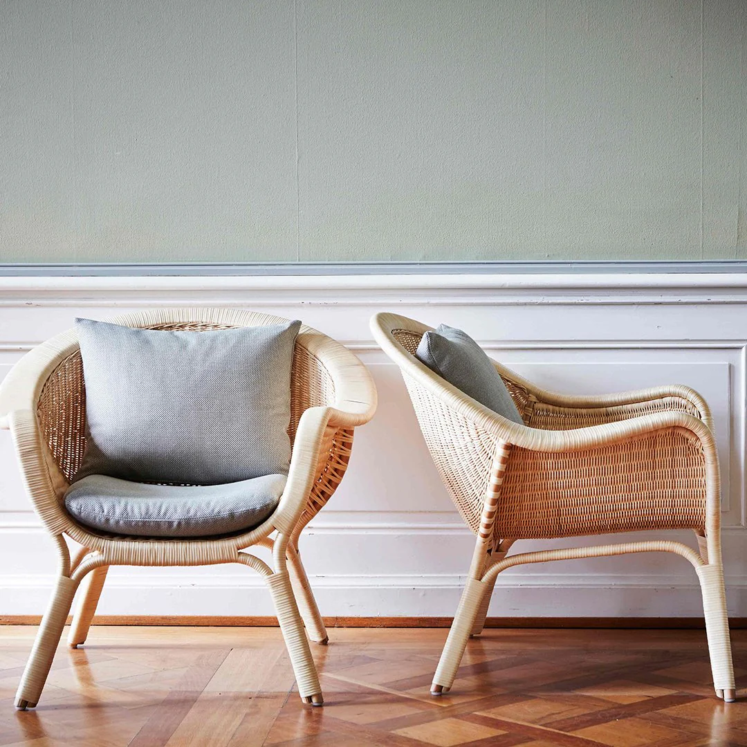 Madame Lounge Chair - Image 4
