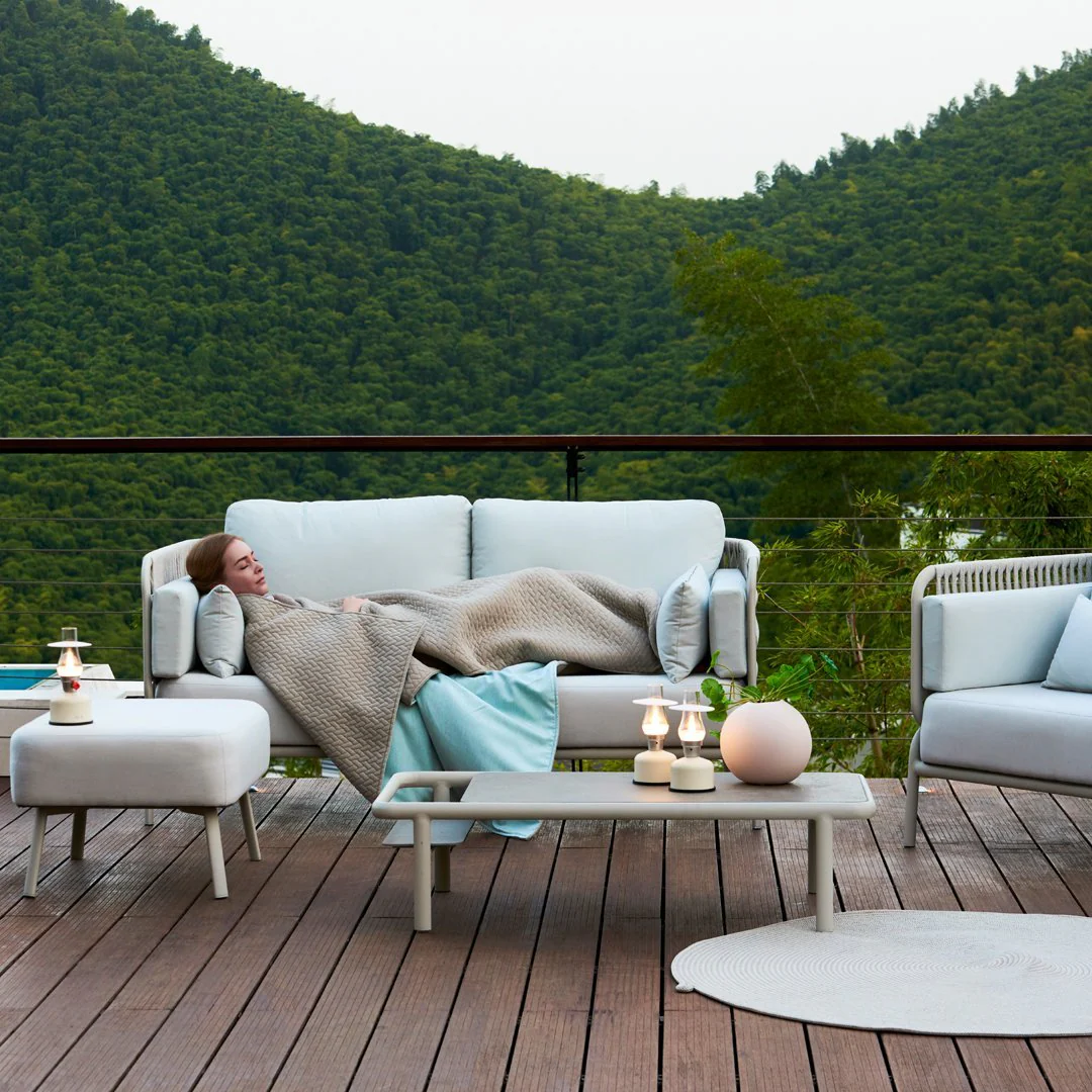 Mindo 106 Outdoor Coffee Table - Rectangular - Image 6
