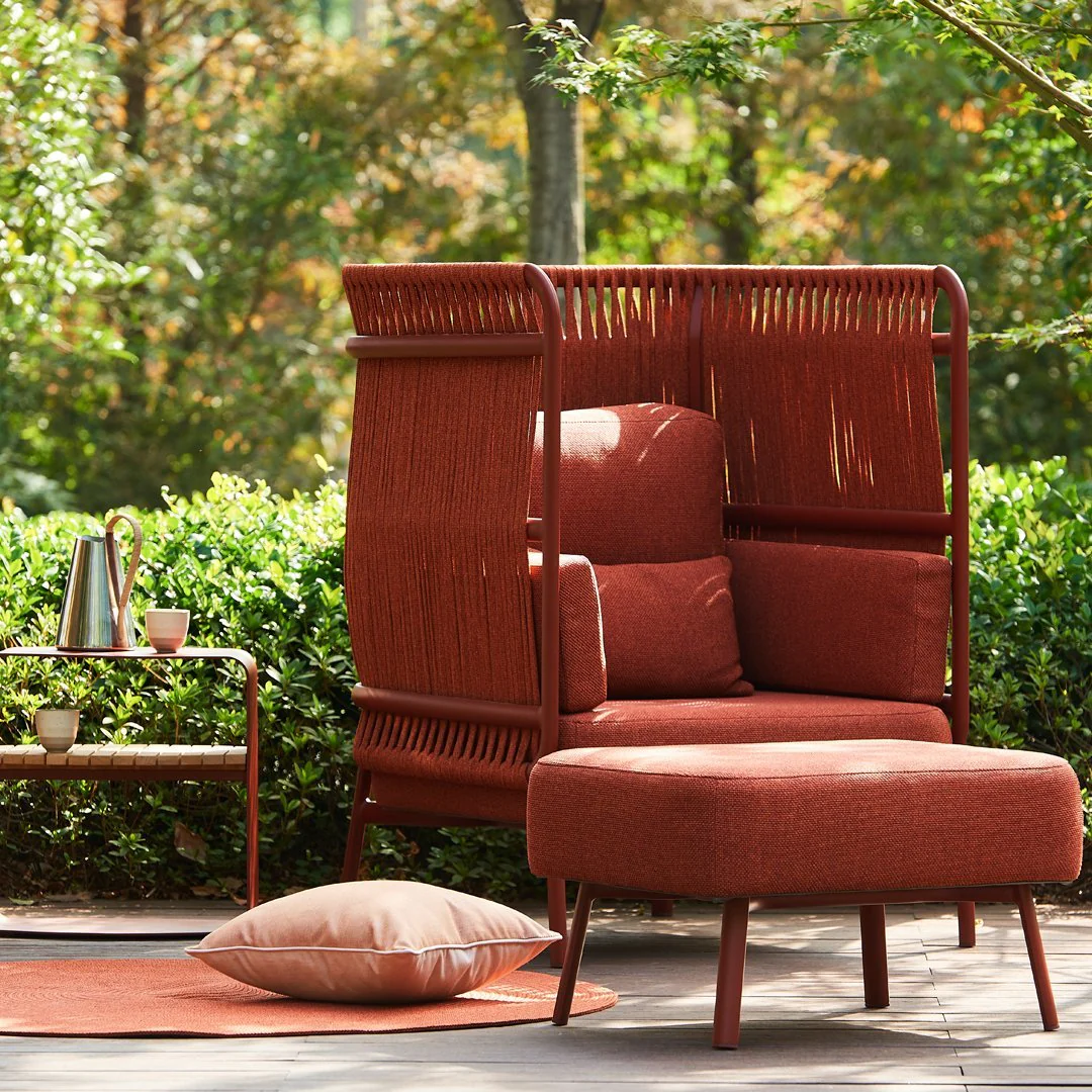 Mindo 106 Outdoor High-Back Lounge Chair - Image 6