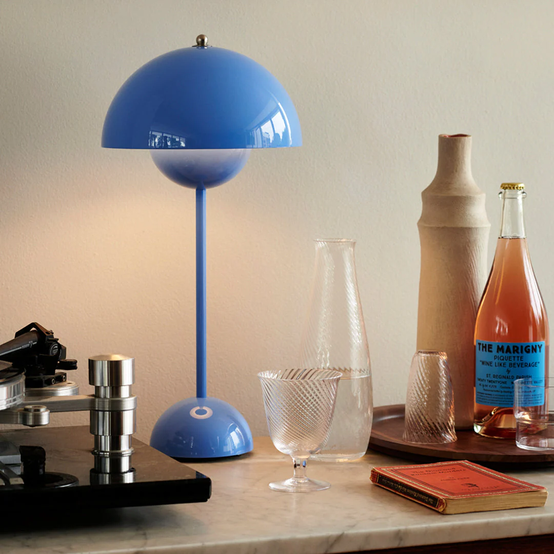 Verner Panton VP3 Flowerpot Table Lamp - Image 30