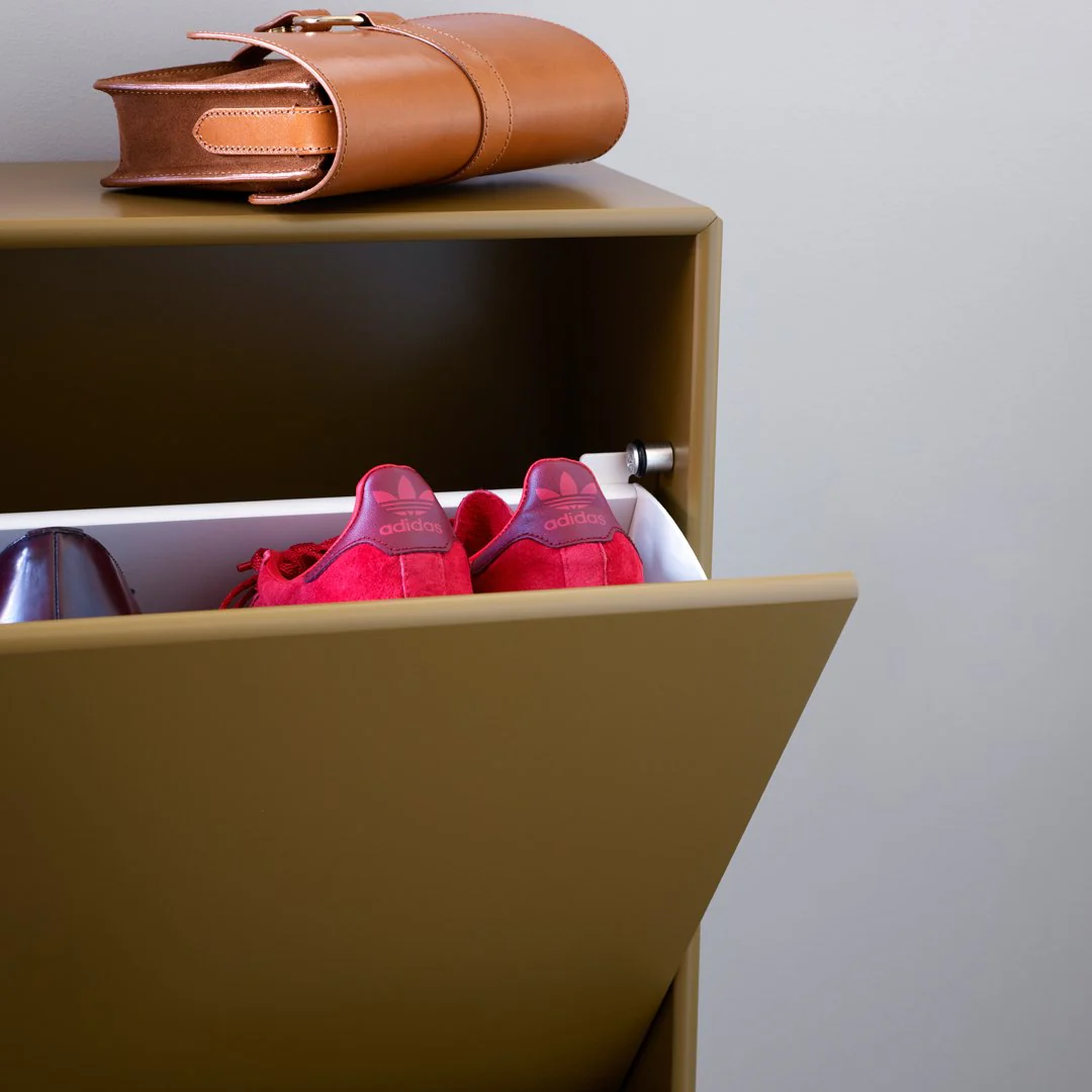 Hide Shoe Cabinet w/ Flip-Drawer - Image 14
