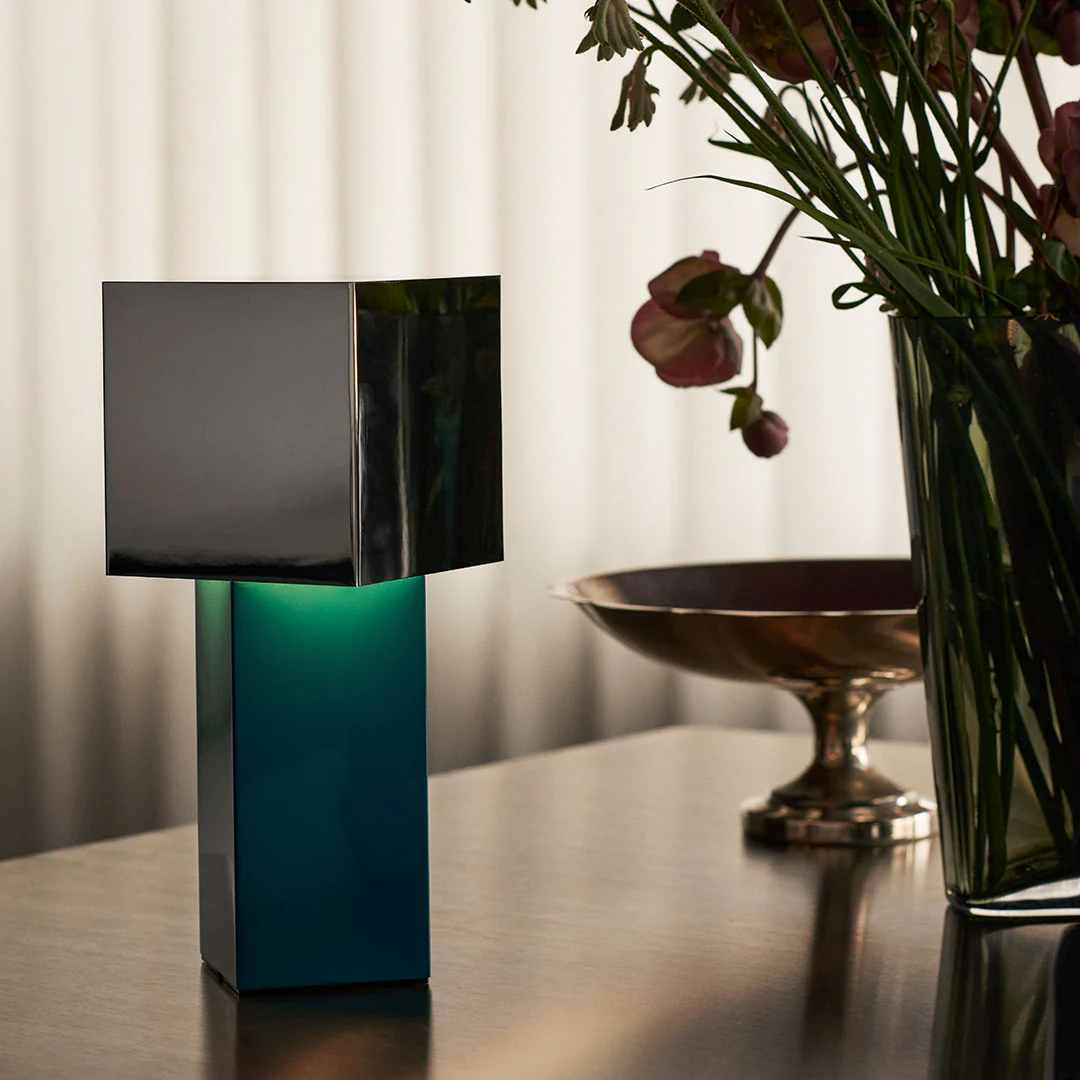 Pivot ATD7 Portable Table Lamp - Image 11