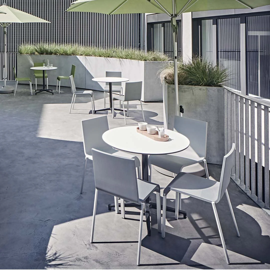 Bistro Standup Table - Round - Outdoor - Image 4