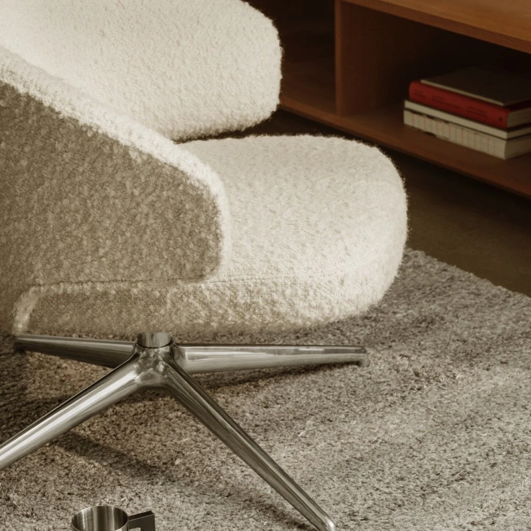 Let Lounge Chair - Swivel Base - Image 4