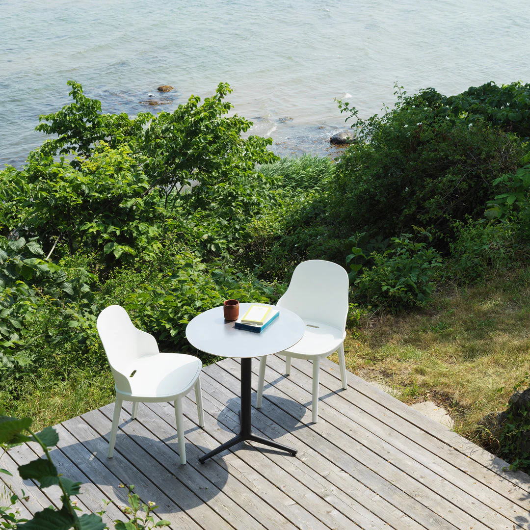 Allez Round Outdoor Cafe Table - 3 Legs - Image 12