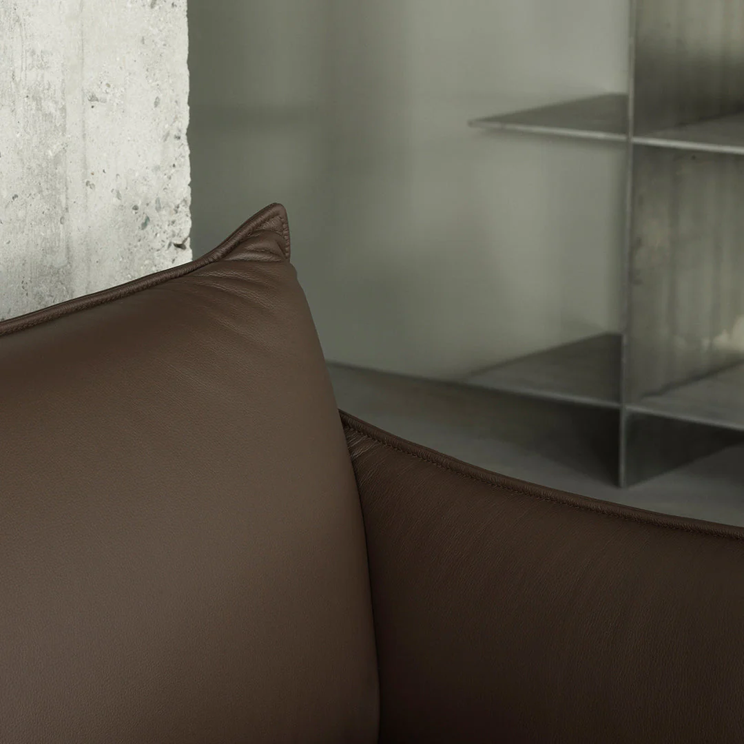 Ark Lounge Chair - Image 9