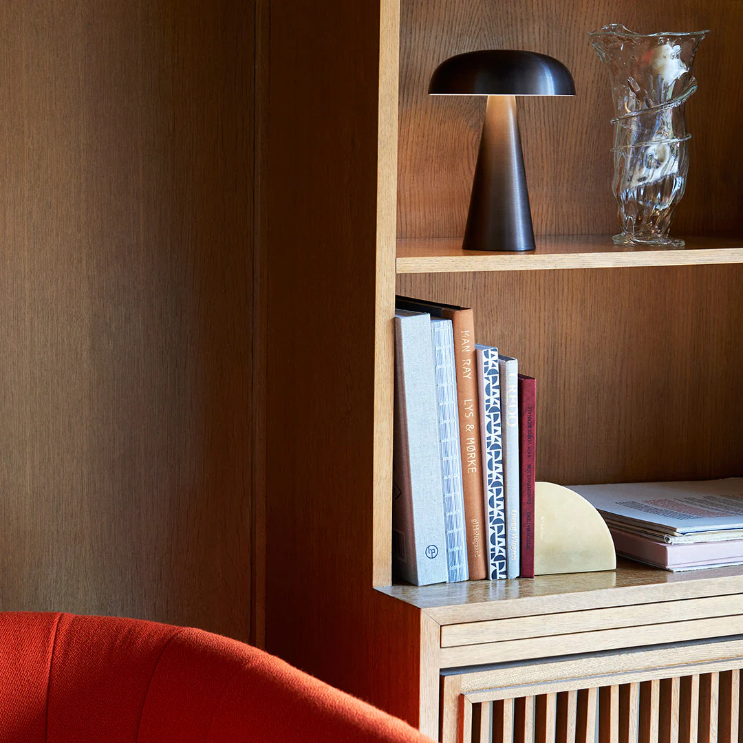 Como SC53 Portable Table Lamp - Image 39