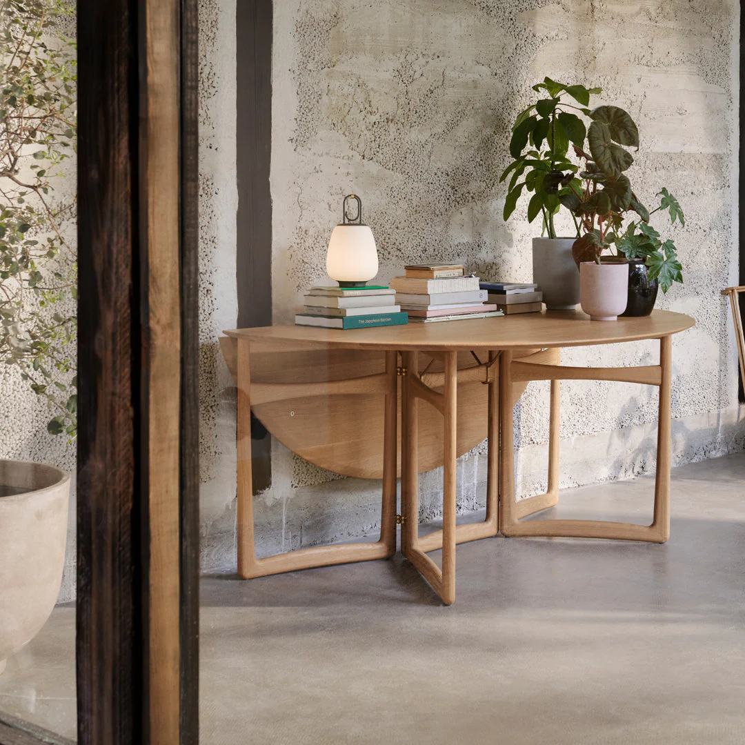 Lucca SC51 Portable Table Lamp - Image 41