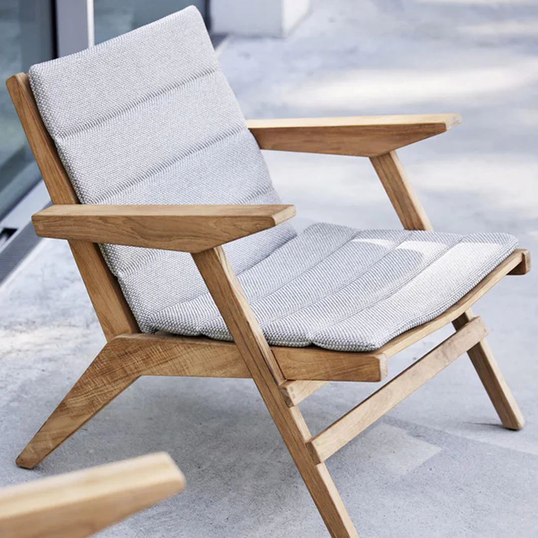 Flip Outdoor Lounge Chair - Image 9
