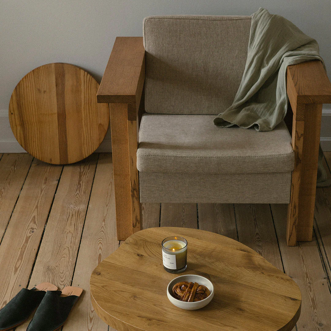 Symmetry Lounge Chair - Image 4
