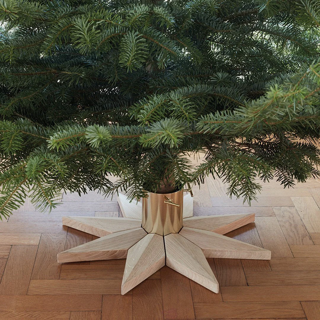 Skagerak Christmas Tree Base - Image 2