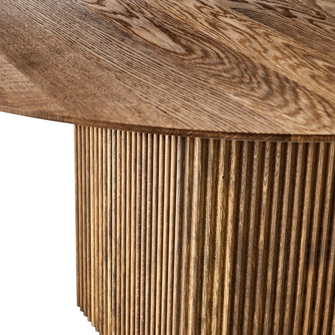 Ten Table Round - Extendable - Image 3