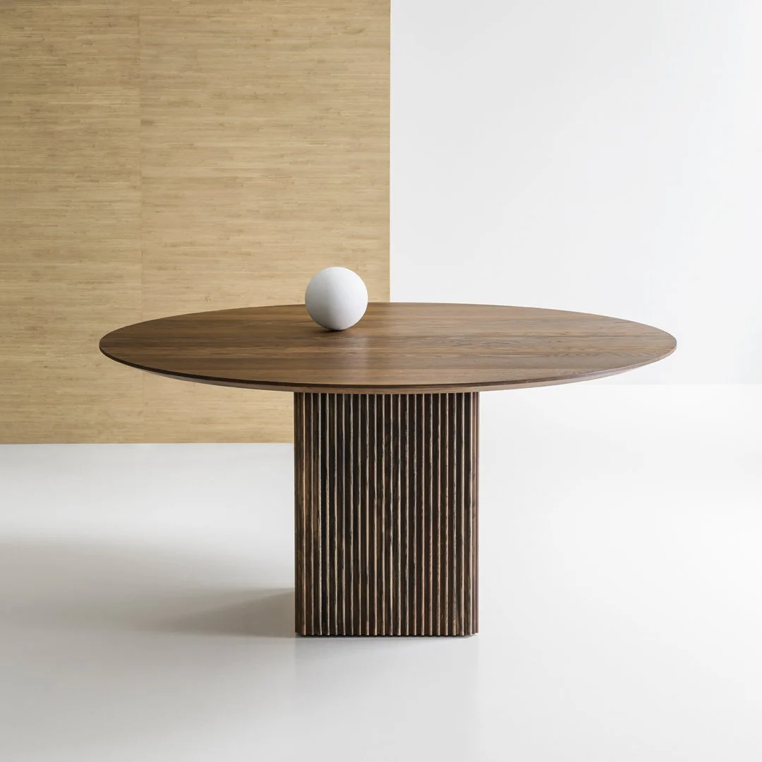 Ten Table Round - Extendable - Image 7