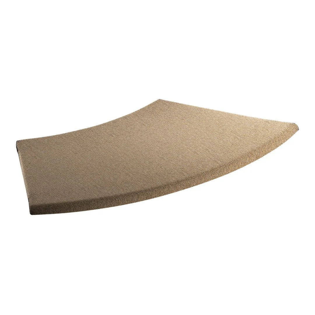 Pantonova Cushion - Image 27