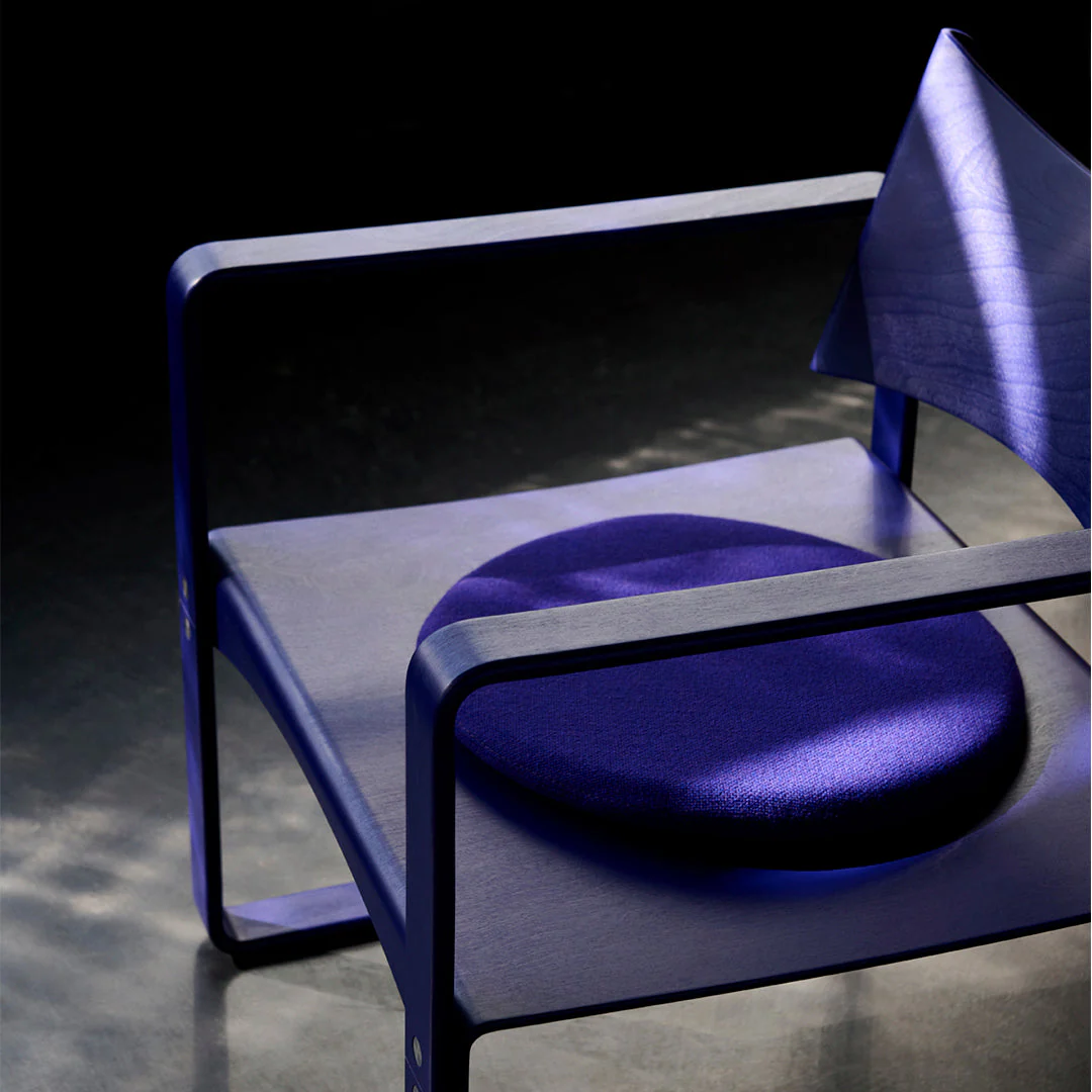 Series 270 F Armchair - Image 13