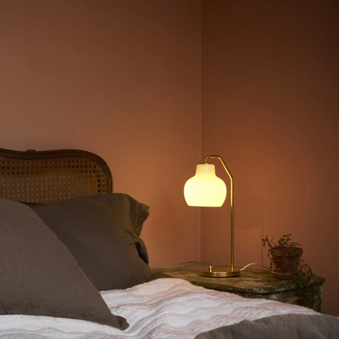 VL Ring Crown Table Lamp - Image 3