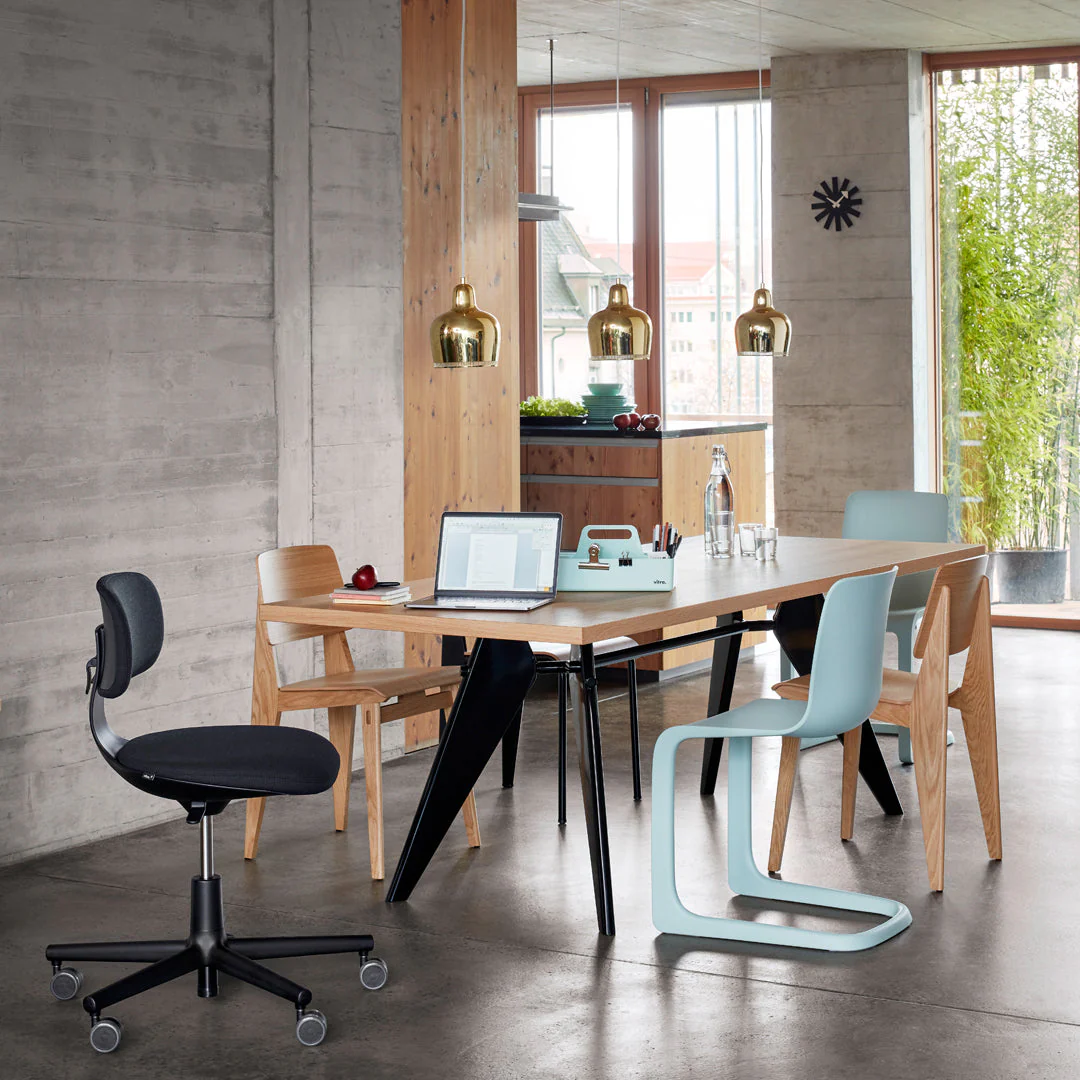 Standard Chair - Image 99