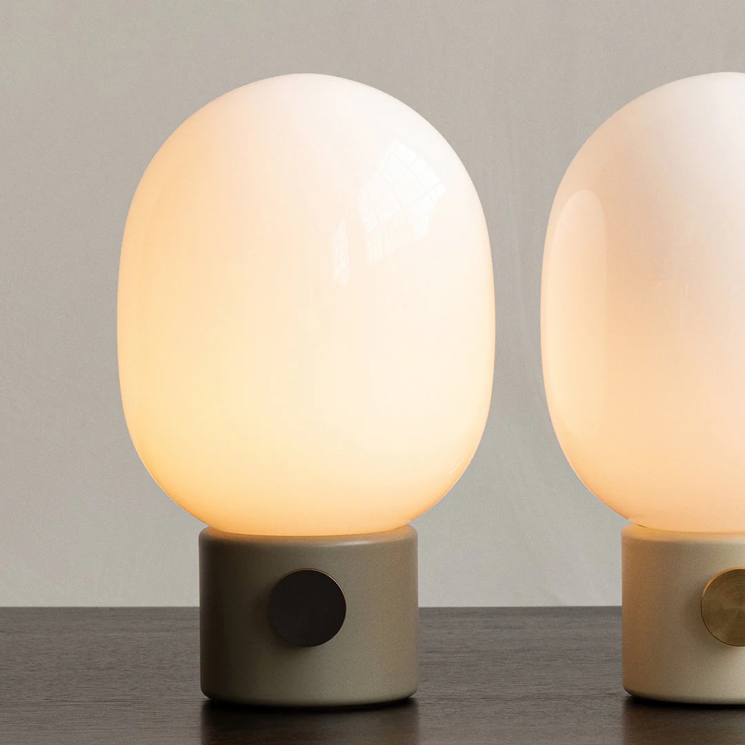 JWDA Table Lamp - Image 16