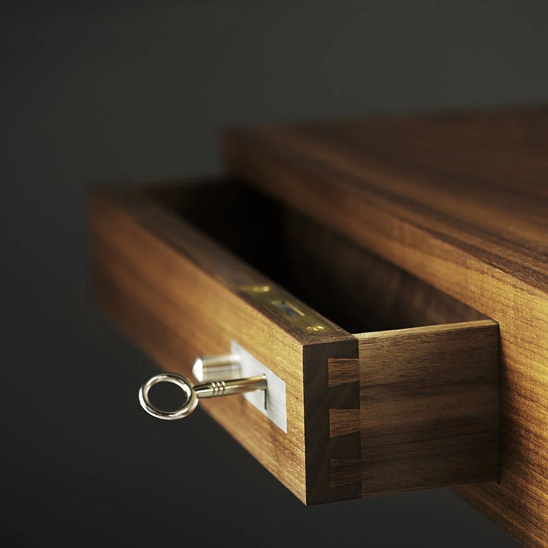 CH110 Desk - Image 4