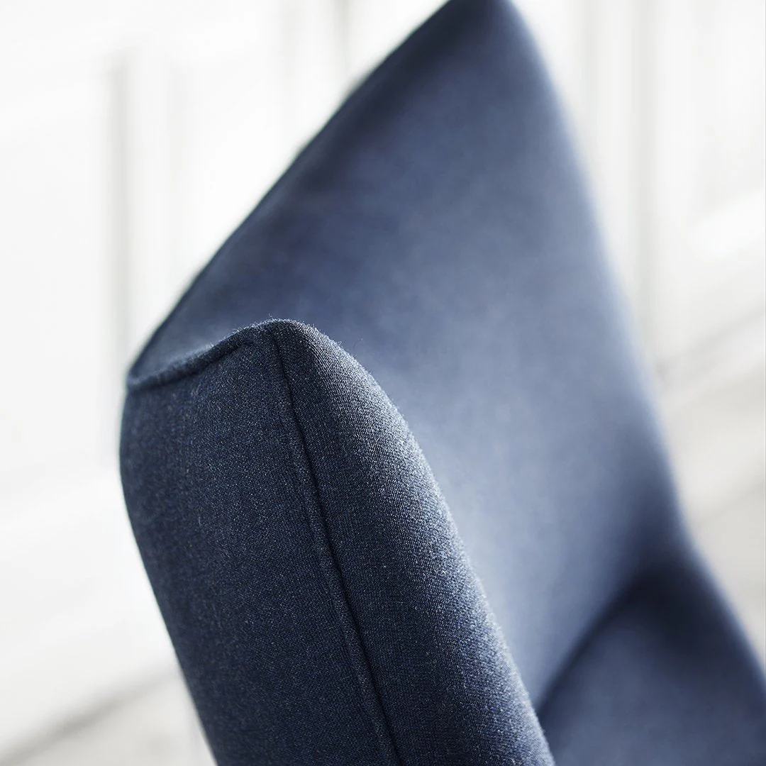 CH445 Wing Chair - Image 17