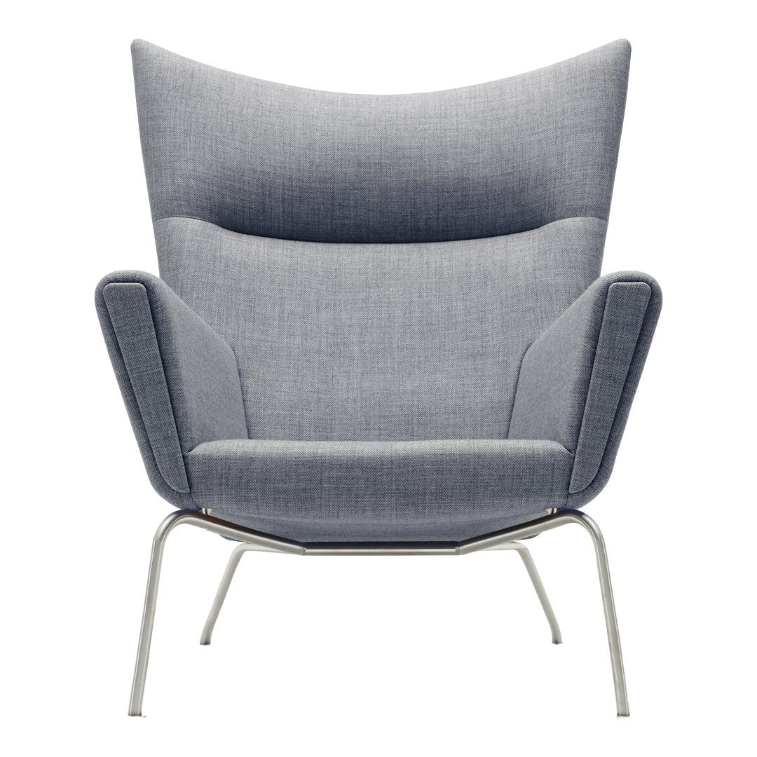 CH445 Wing Chair - Image 3