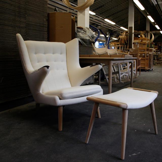Wegner PP19 Papa Bear Chair - Image 4