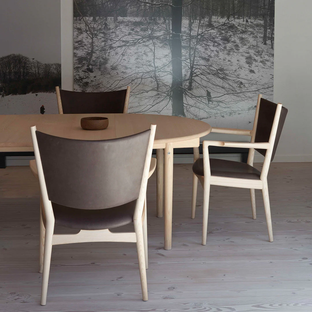 Wegner PP240 Conference Chair - Image 13