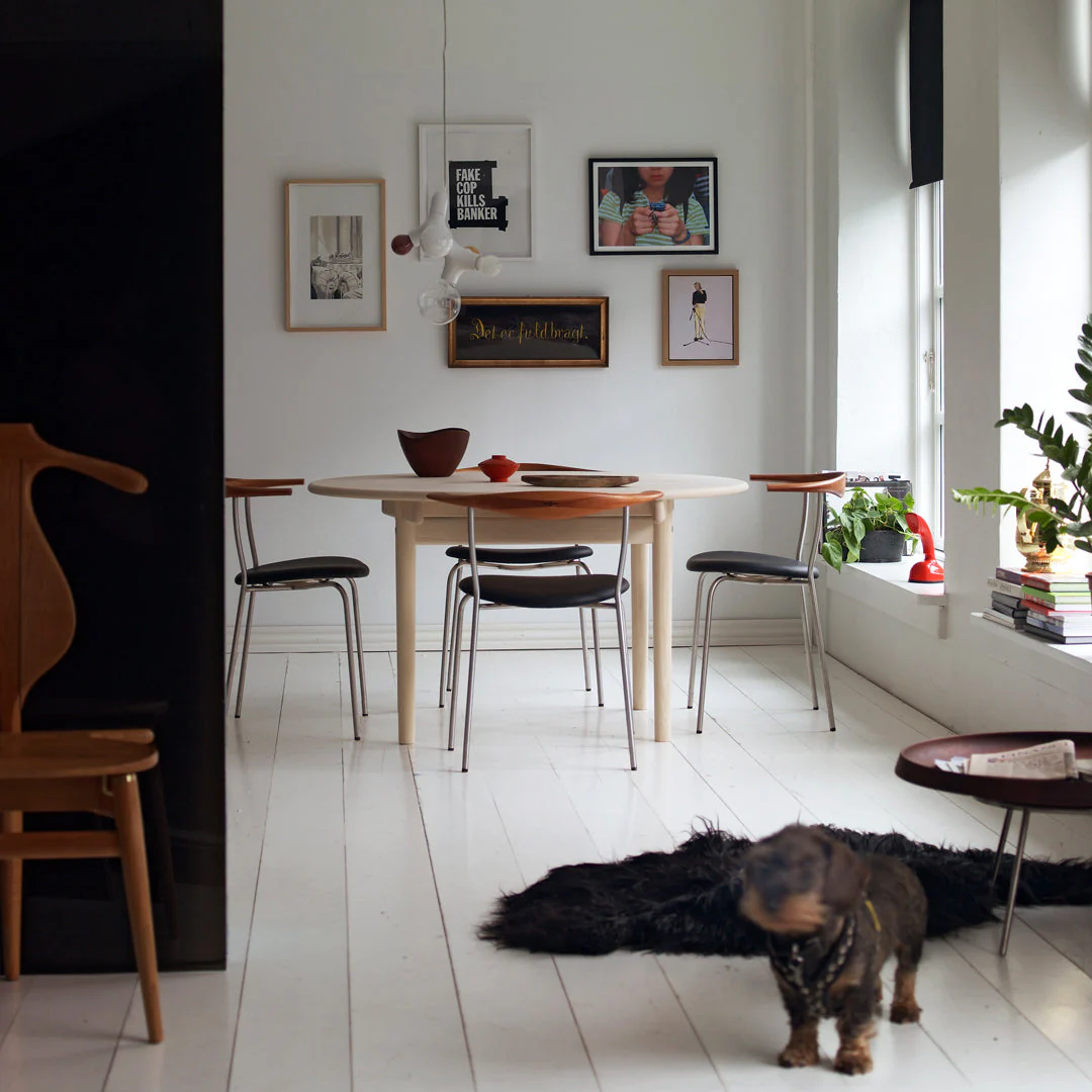 Wegner PP701 Minimal Chair - Image 13